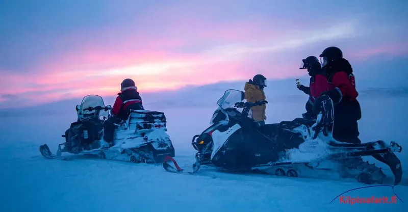 Kilpisjärvi: Border of Three Countries Snowmobile Safari — snowmobile tour in Tromsø